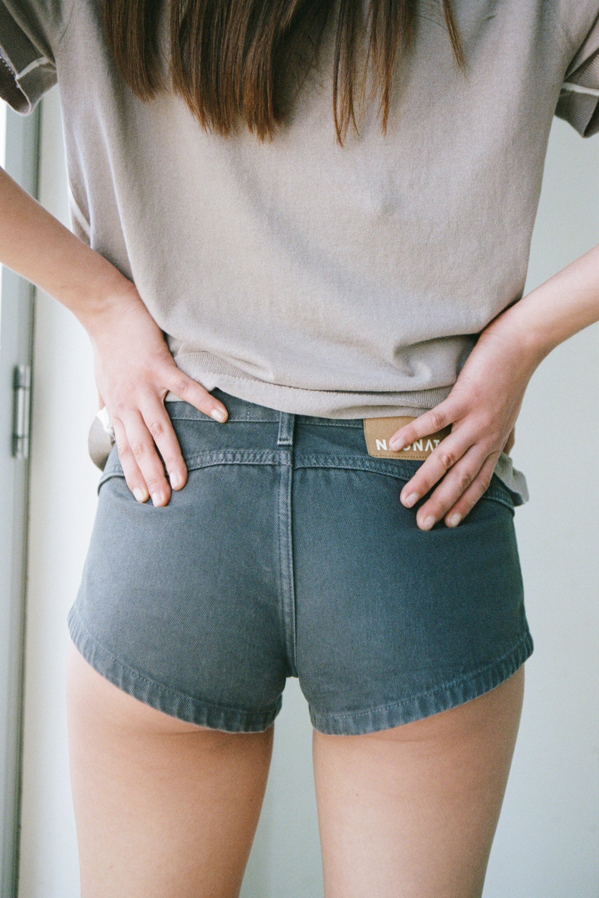 LOW RISE MICRO DENIM SHORT