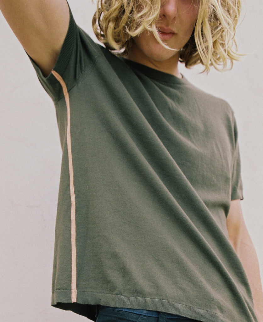 HIGHLIGHTER TEE