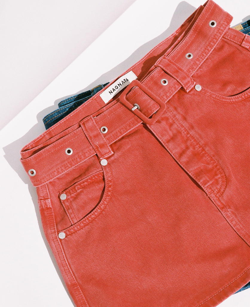 VEGETABLE DYE BELTED MINI