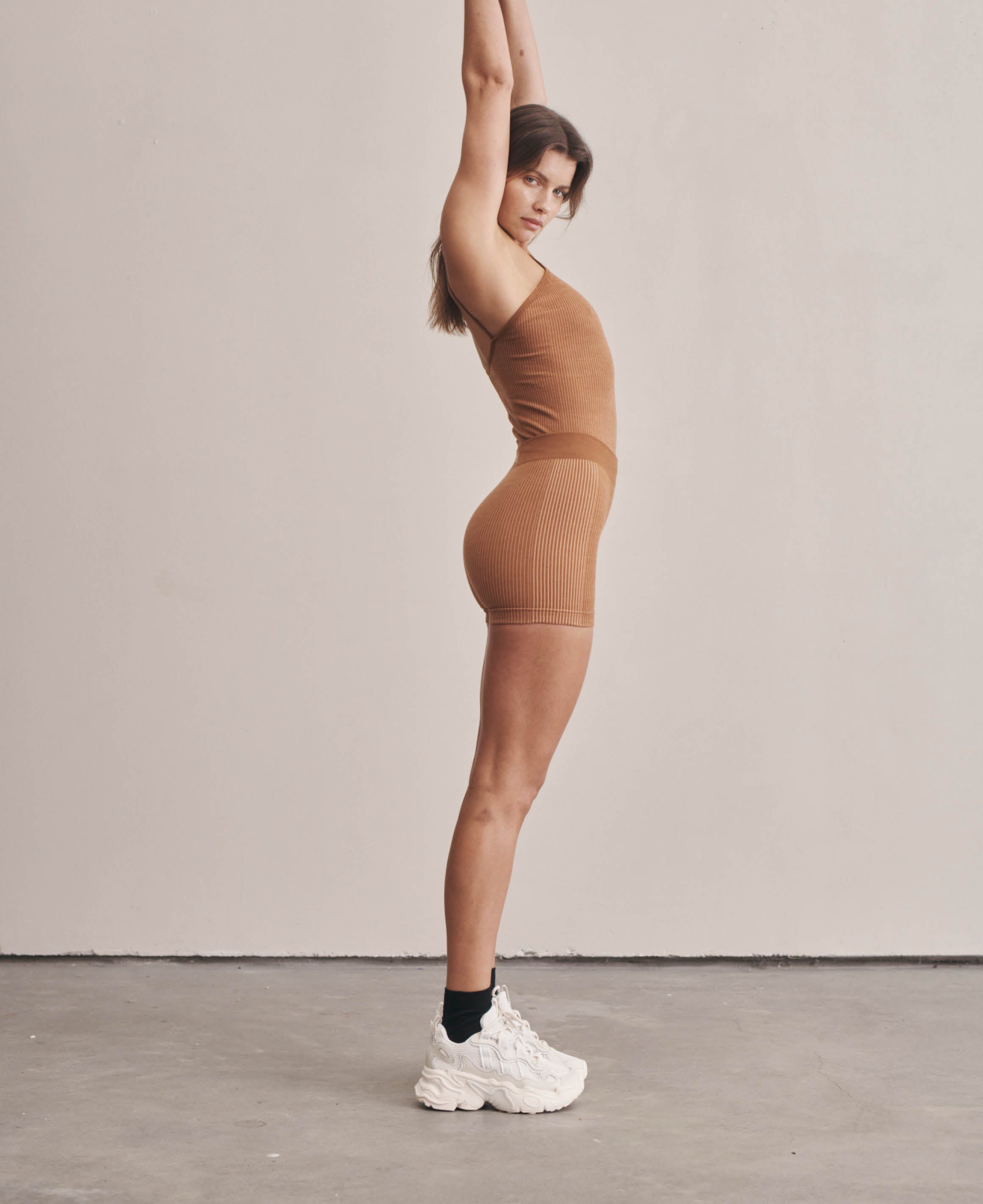 CLASSIC WOOL MICRO SHORT