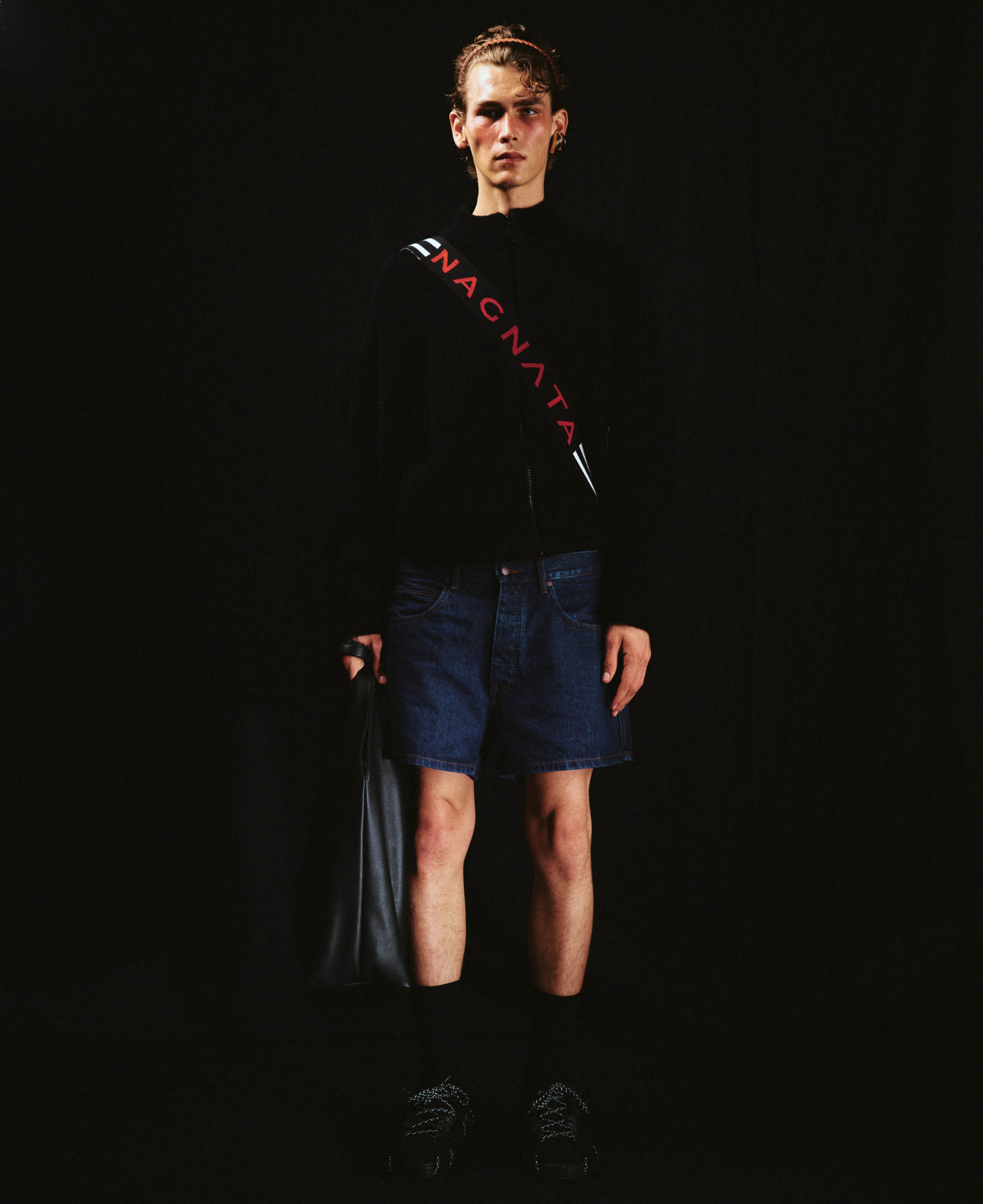 INDIGO BERMUDA SHORT