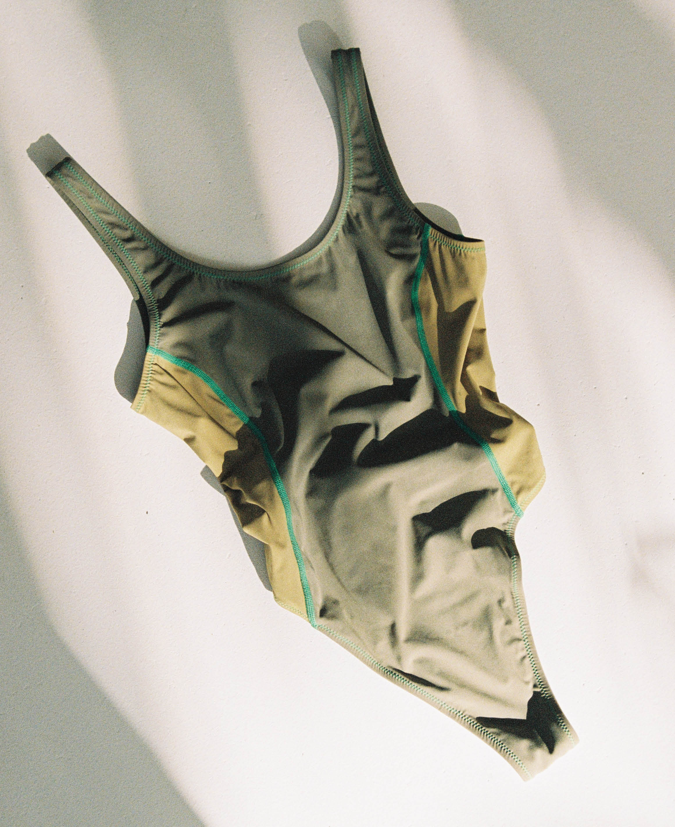 SUNDOWN SURF ONE PIECE