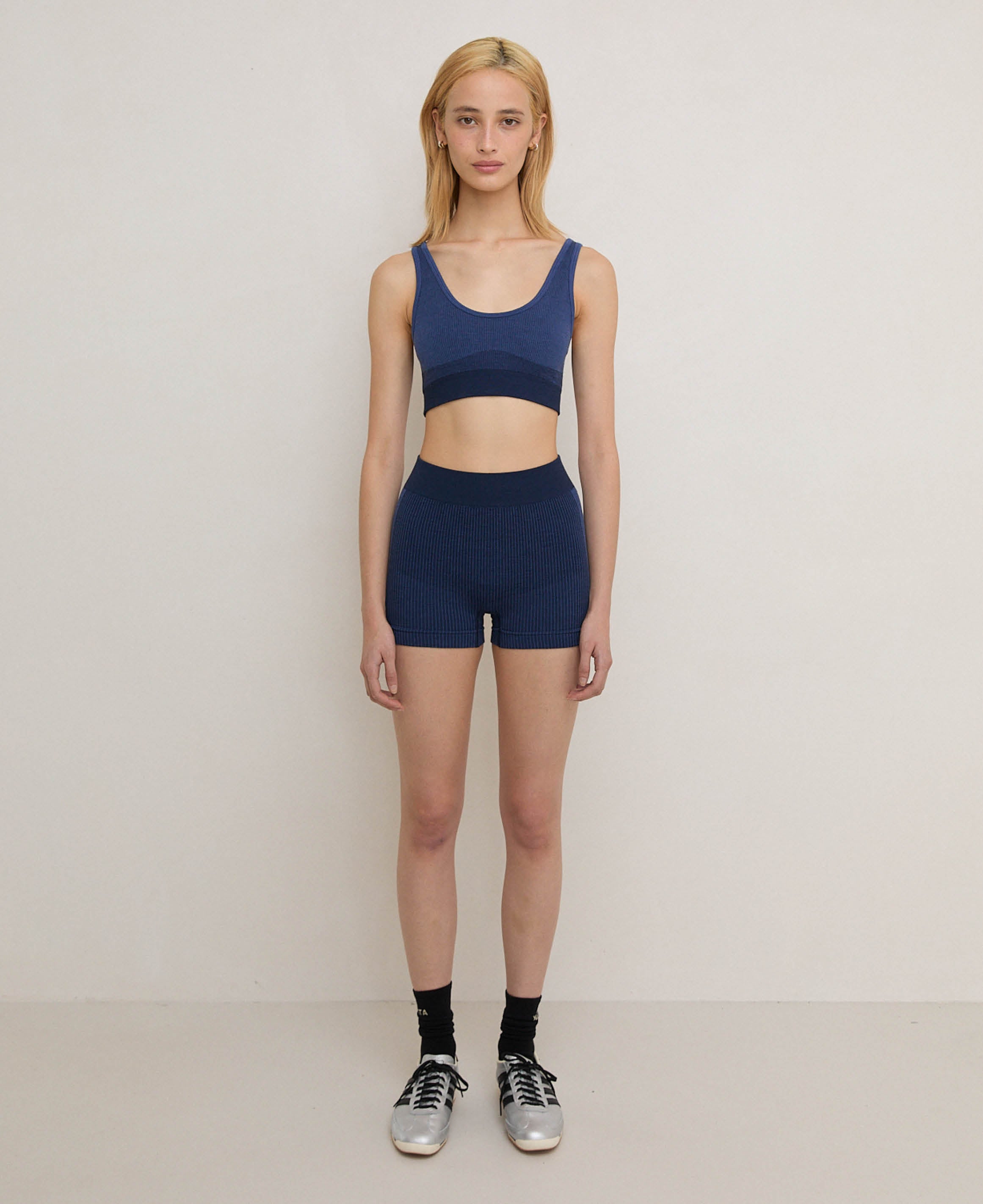 SCOOP WOOL CROP