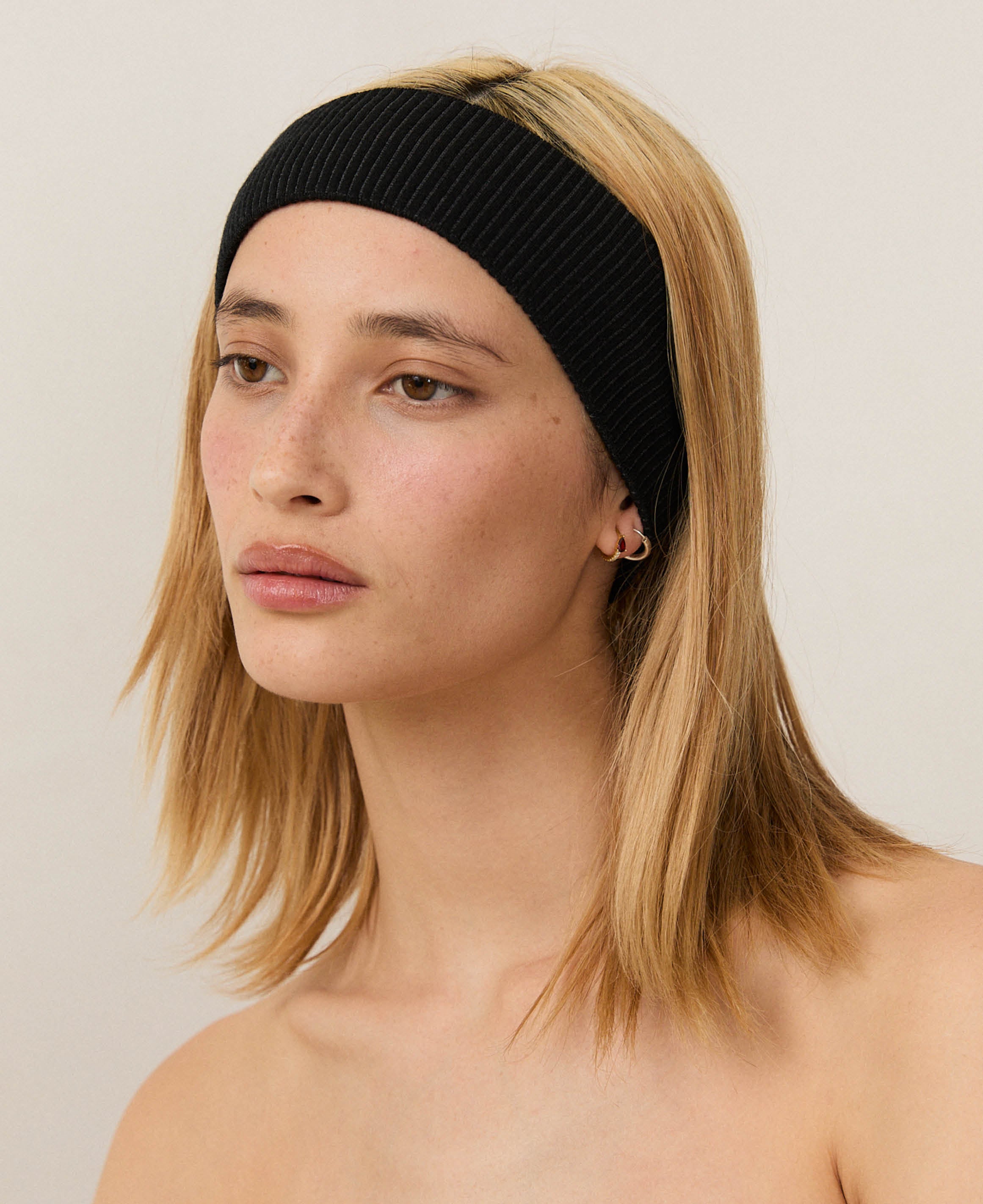 SEAMLESS HEADBAND