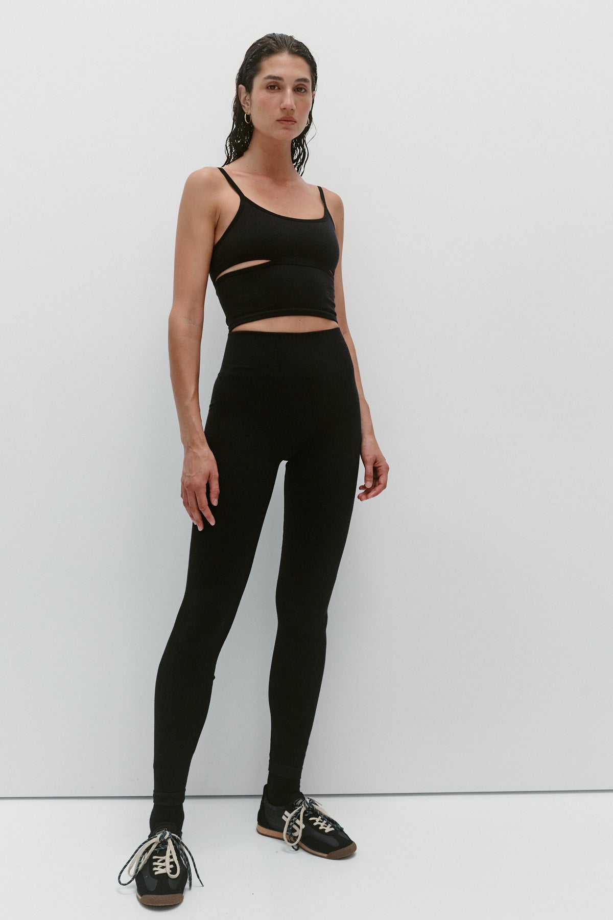 VOID WOOL CROP