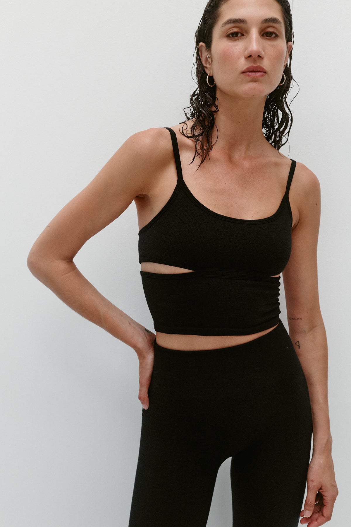 VOID WOOL CROP