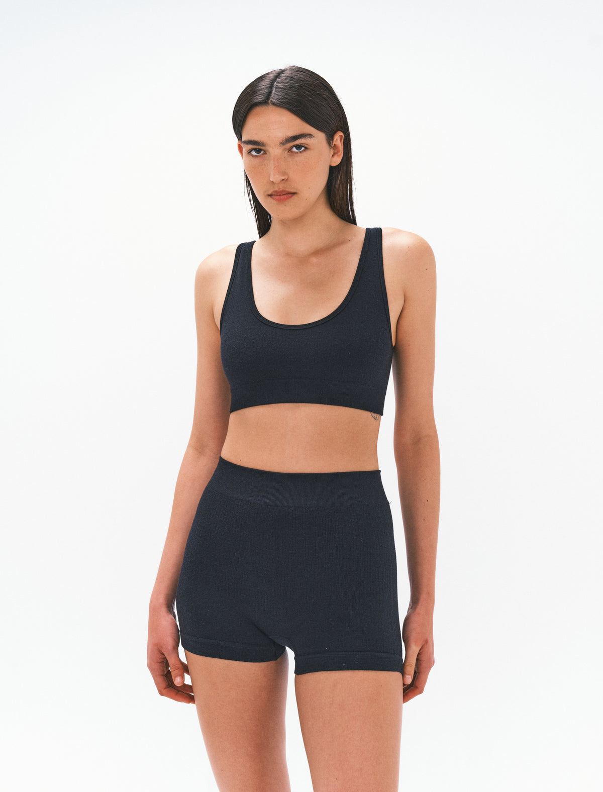 CLASSIC WOOL MICRO SHORT