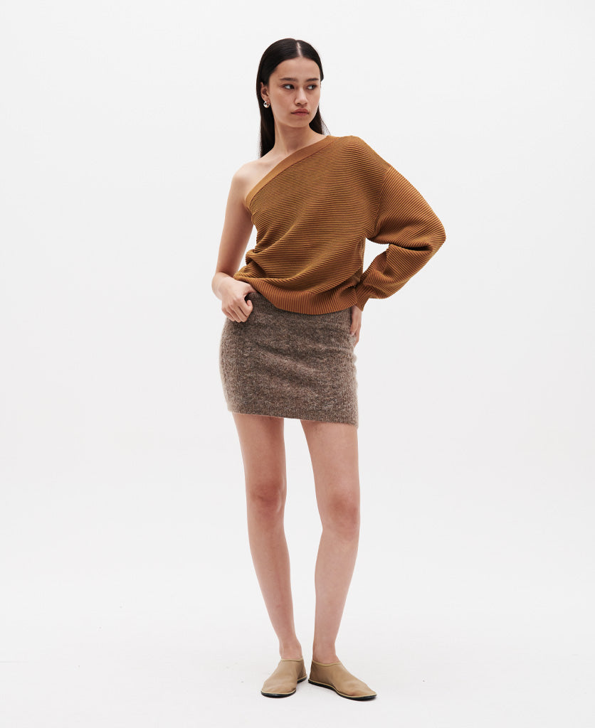 ORGANIC ASYM SWEATER