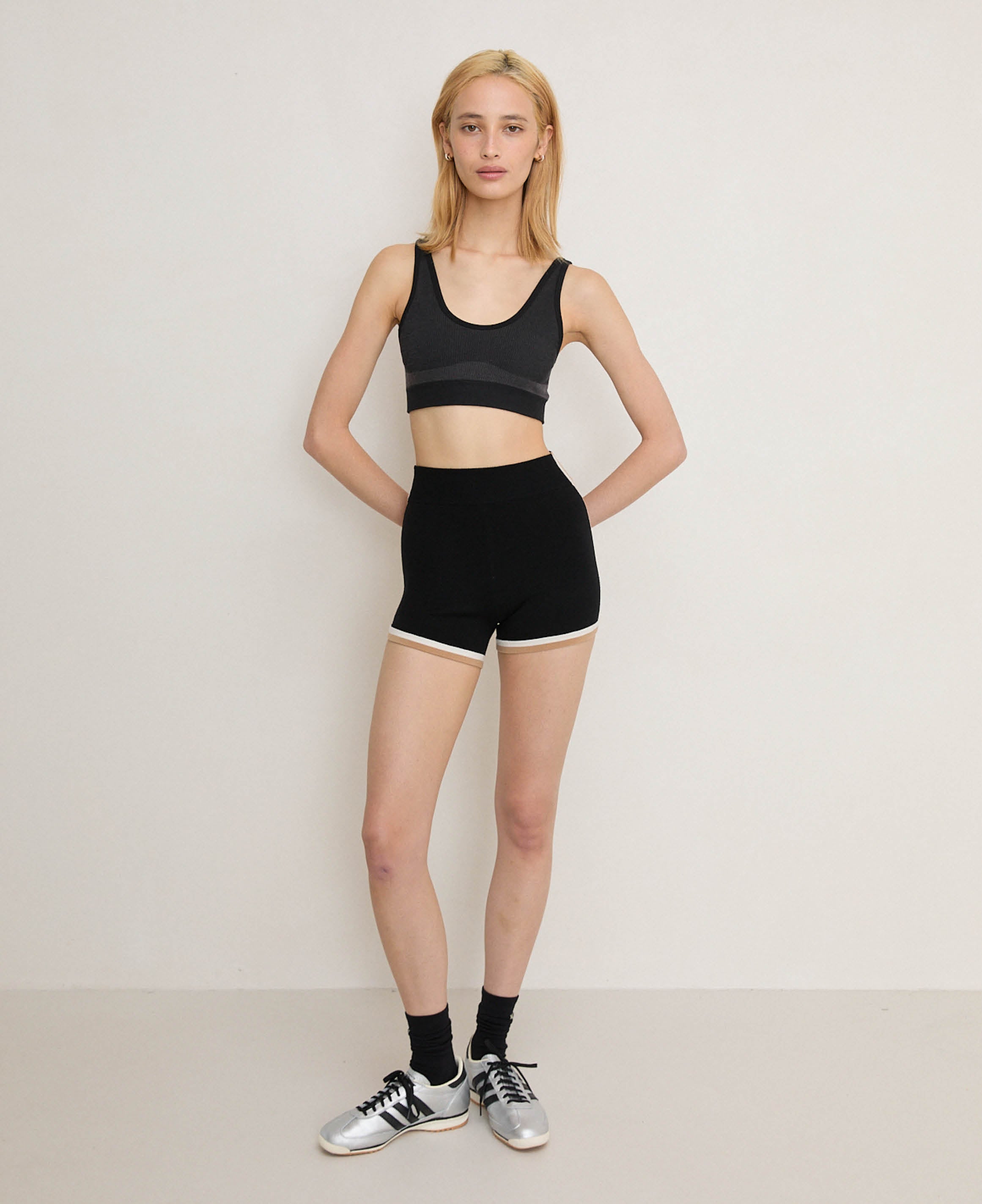 SCOOP WOOL CROP