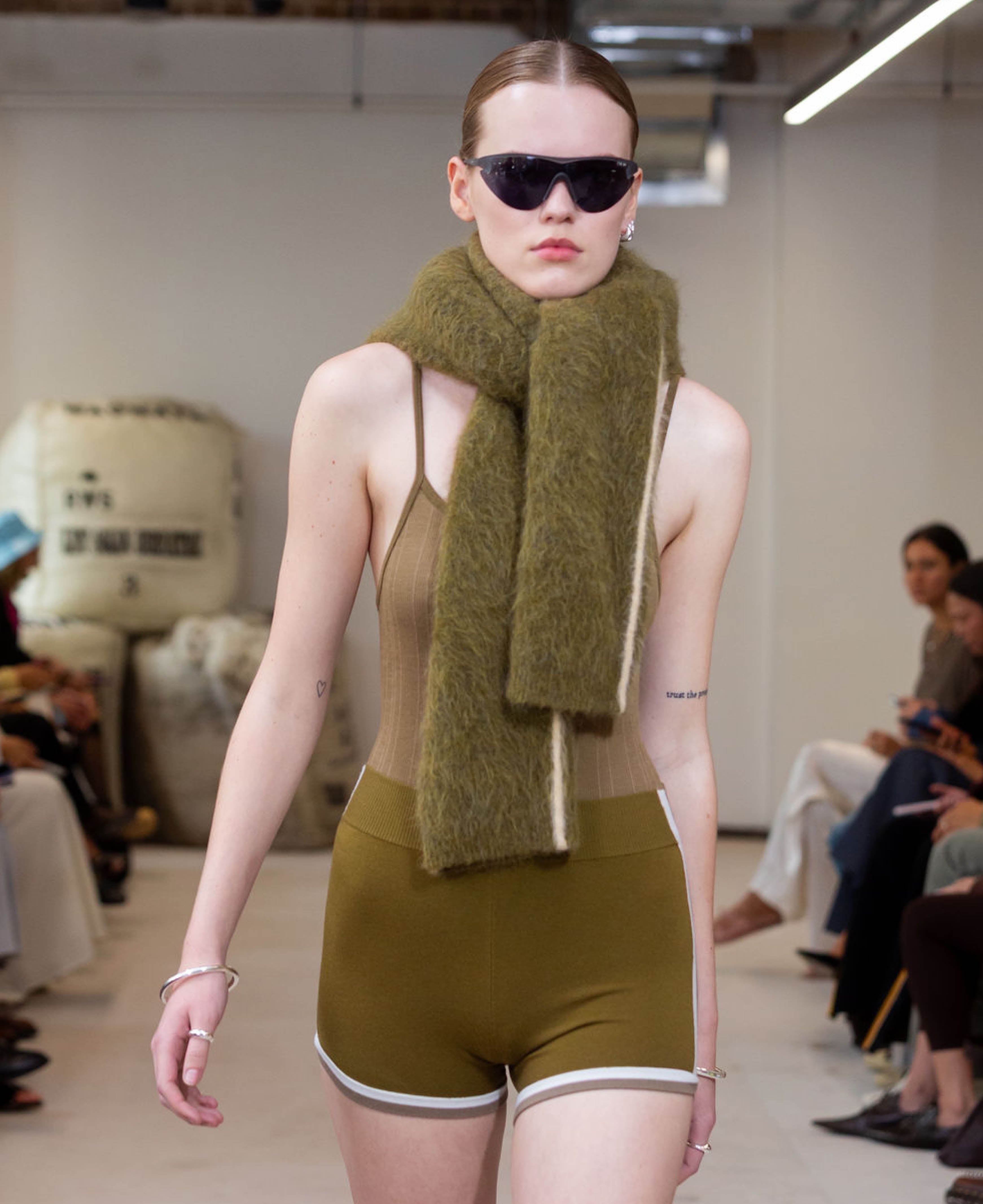 RETRO SHORT 2.0