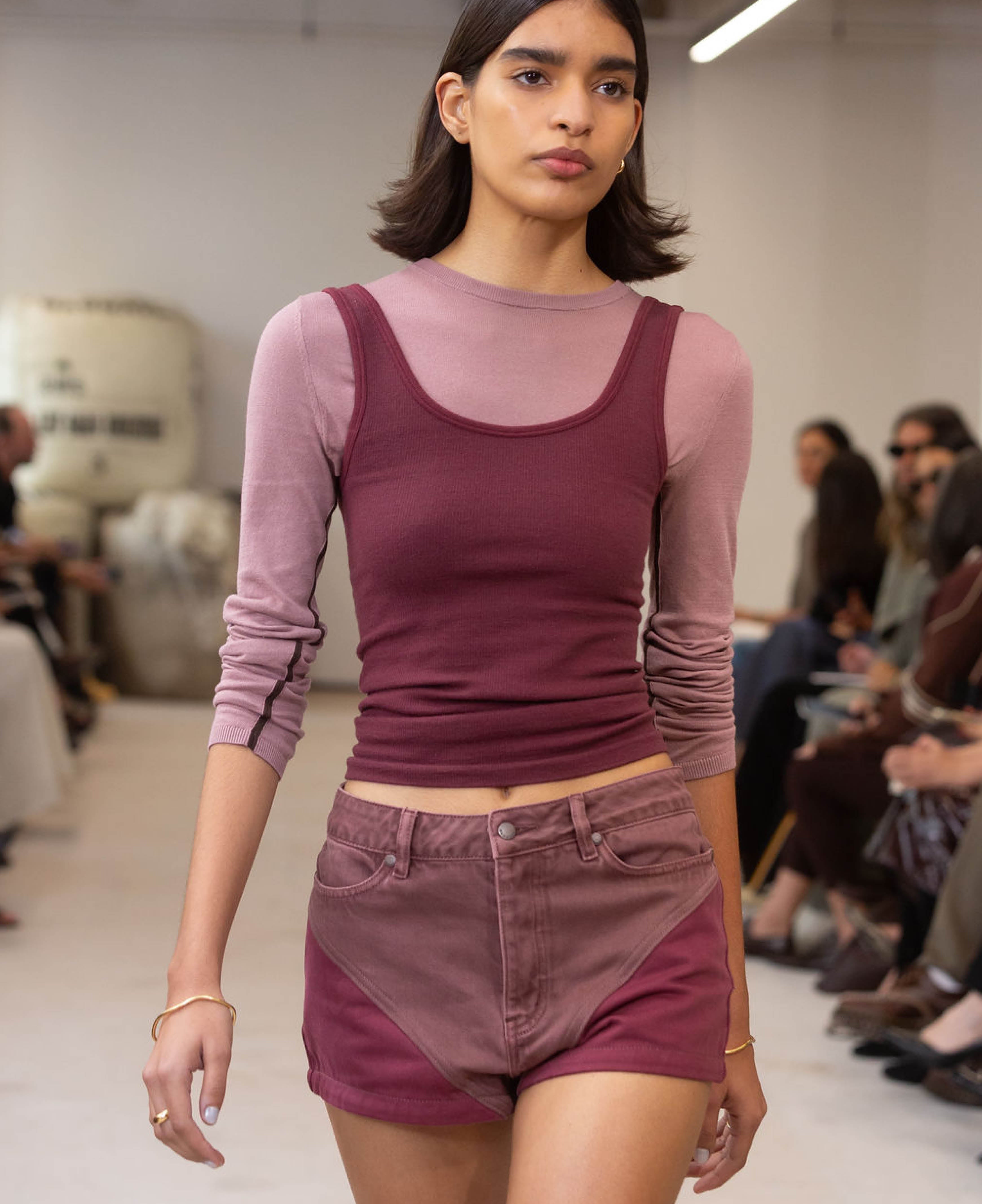 ESSENTIALS LONG SLEEVE TOP